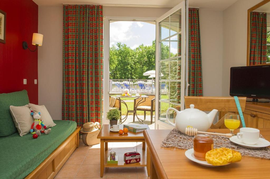 Pierre & Vacances La Residence Du Lac Monflanquin Kamer foto